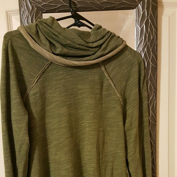 Free People Cocoon Cowl - Picture 3 of 4